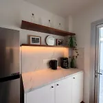 Skyhigh Urban Apts Daire