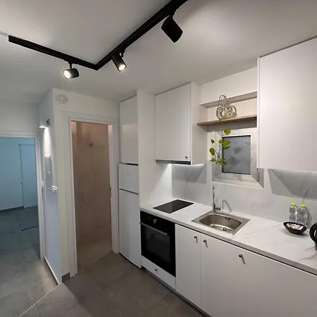 Skyhigh Urban Apts Apartment *