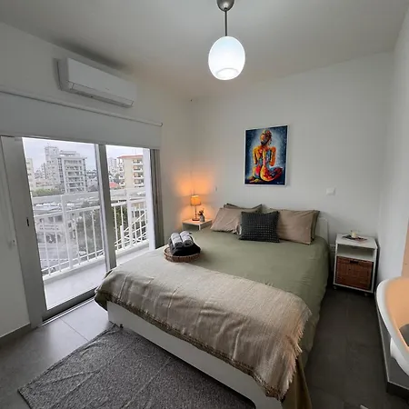 Skyhigh Urban Apts 公寓 尼科西亚