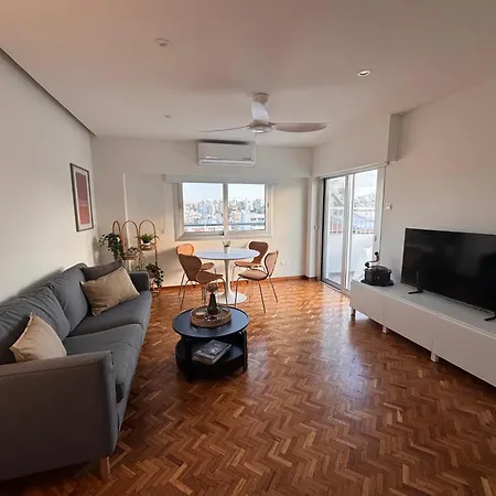 Skyhigh Urban Apts * Никосия