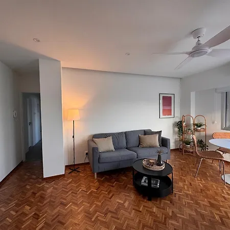 Skyhigh Urban Apts * Никосия