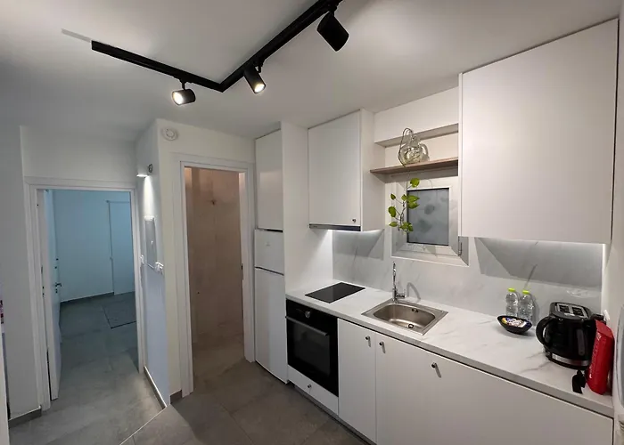 Skyhigh Urban Apts Apartment *